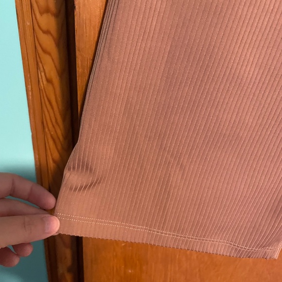 Girlfriend Collective ribbed run shorts - Picture 4 of 5